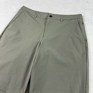 Lululemon Shorts Commission Relaxed 11" Warpstreme‎ Chino Mens 32 Green LM7A83S